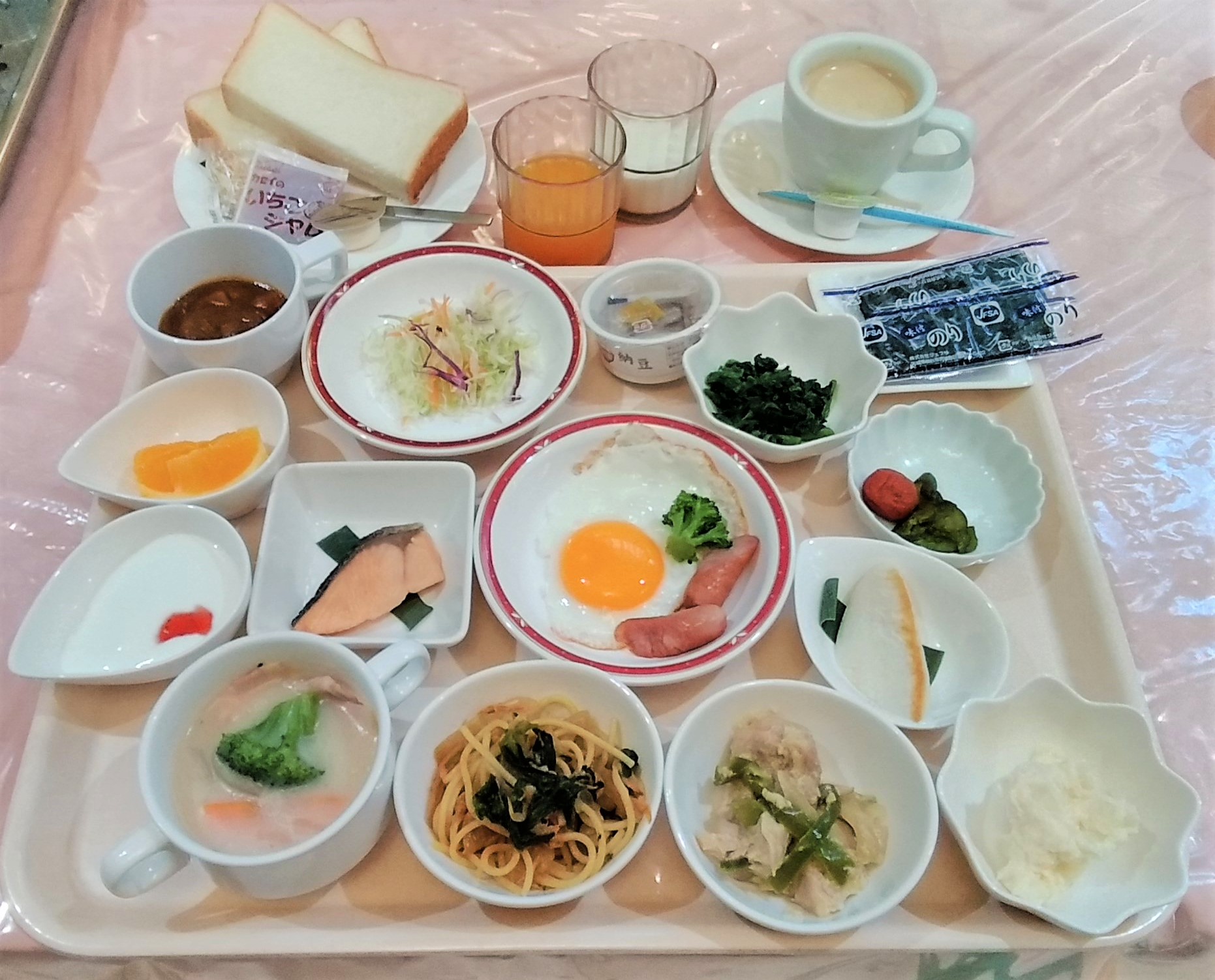 （写真：朝食イメージ）